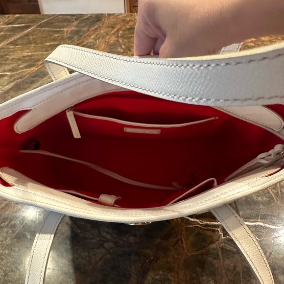 Dooney and Bourke white leather tote bag handbag with red interior barely used!! - Picture 2 of 5